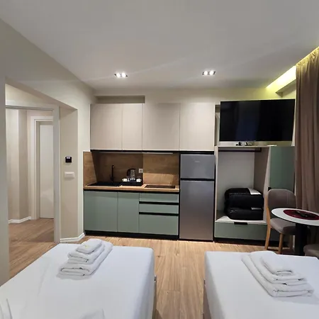 Lägenhet Jorida Old Bazar Tirana