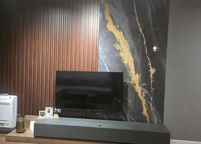 Jorida Old Bazar * 地拉那