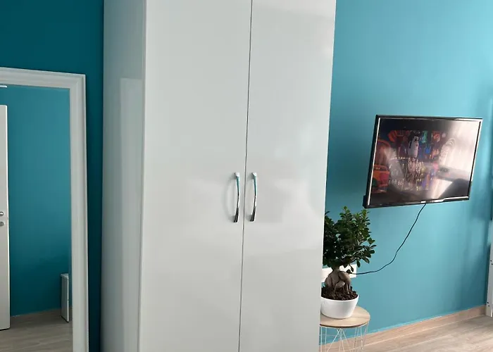 Jorida Old Bazar * 地拉那