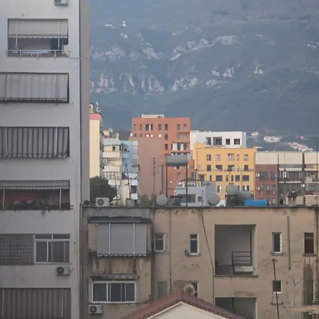 Jorida Old Bazar 티라나