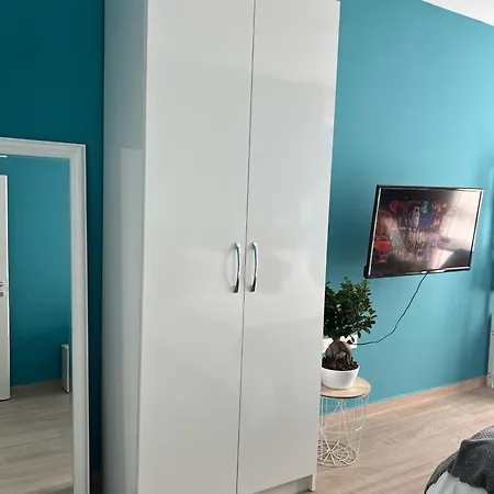 Jorida Old Bazar * Tirana